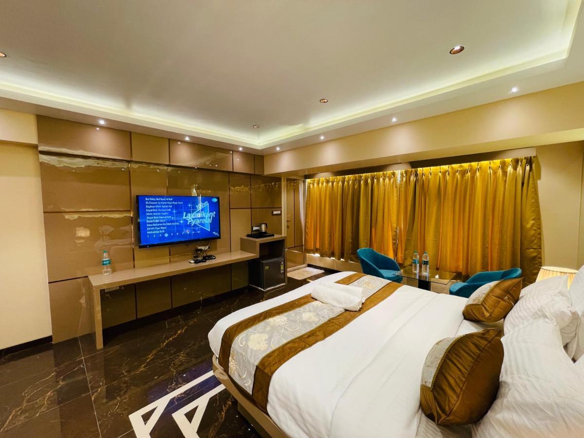 Home2 Renaissance Club Βομβάη Εξωτερικό φωτογραφία