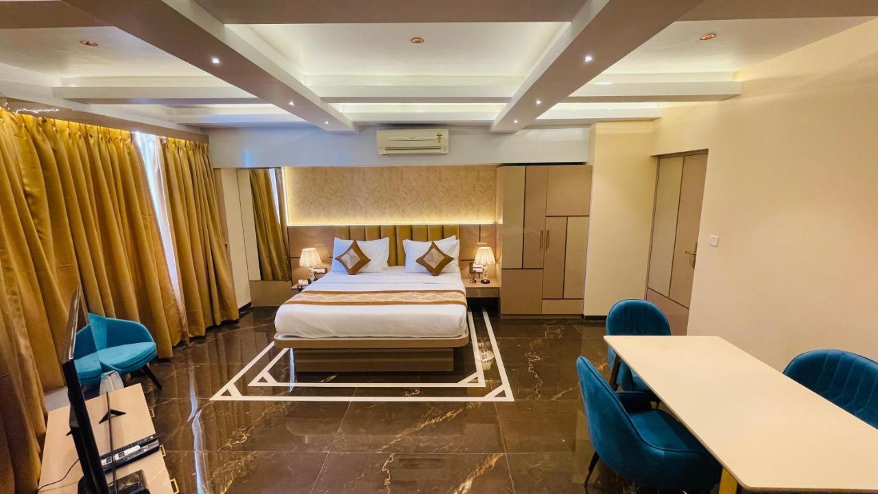 Home2 Renaissance Club Βομβάη Εξωτερικό φωτογραφία