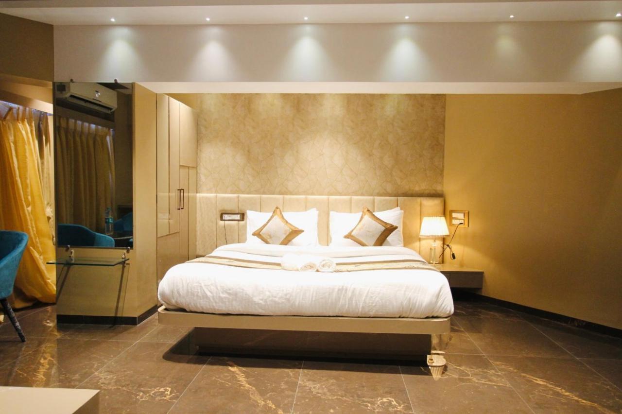 Home2 Renaissance Club Βομβάη Εξωτερικό φωτογραφία