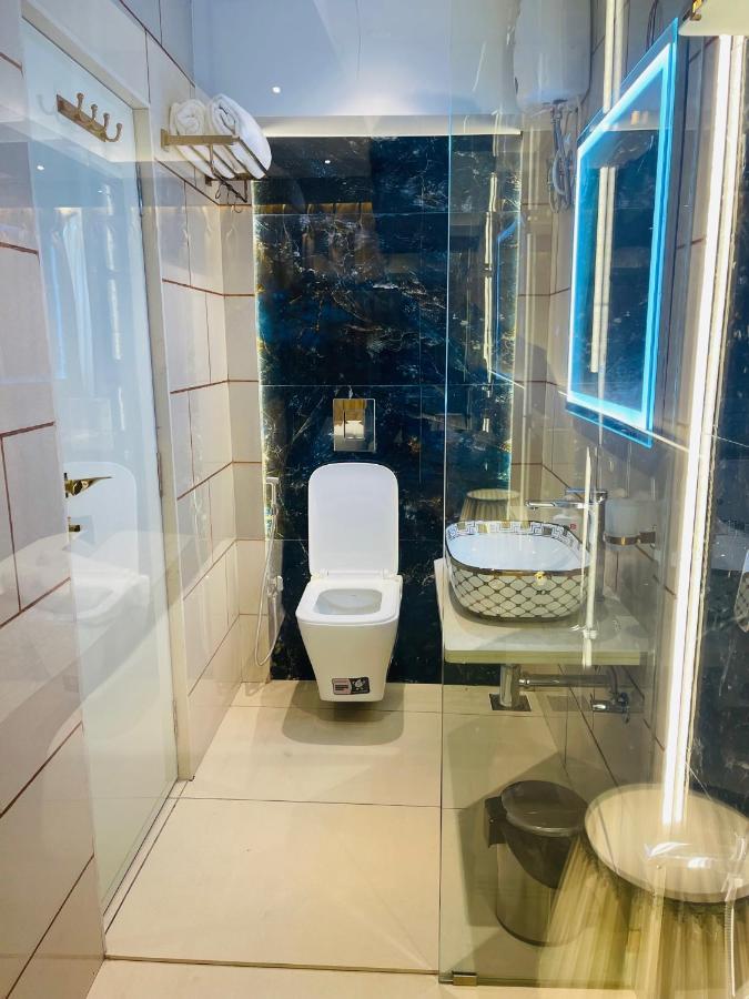 Home2 Renaissance Club Βομβάη Εξωτερικό φωτογραφία