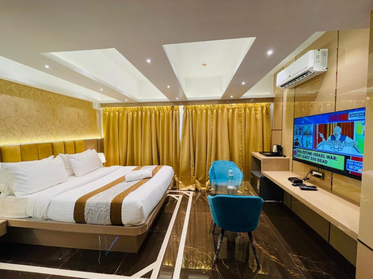 Home2 Renaissance Club Βομβάη Εξωτερικό φωτογραφία